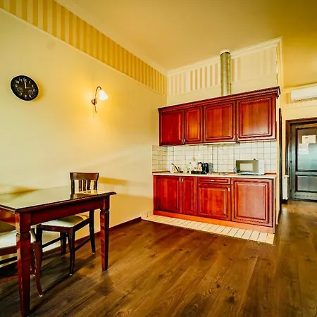 Joy Ruby Red Retreat Lägenhet *